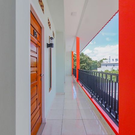 Perabumulih Oyo 90063 Silver Homestay Syariah מראה חיצוני תמונה