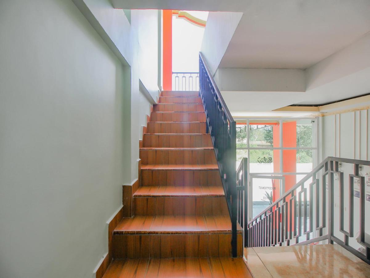 Perabumulih Oyo 90063 Silver Homestay Syariah מראה חיצוני תמונה