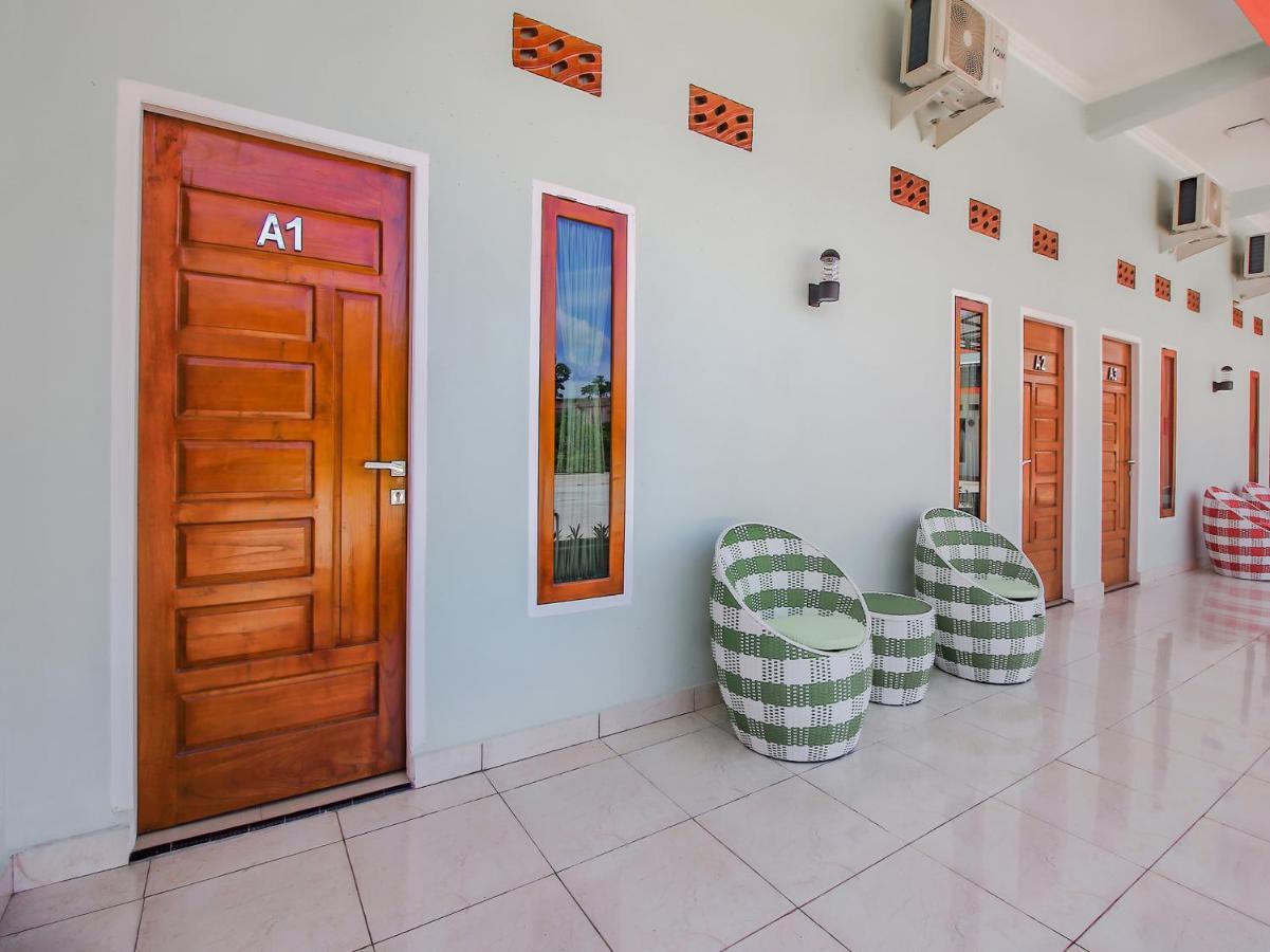 Perabumulih Oyo 90063 Silver Homestay Syariah מראה חיצוני תמונה