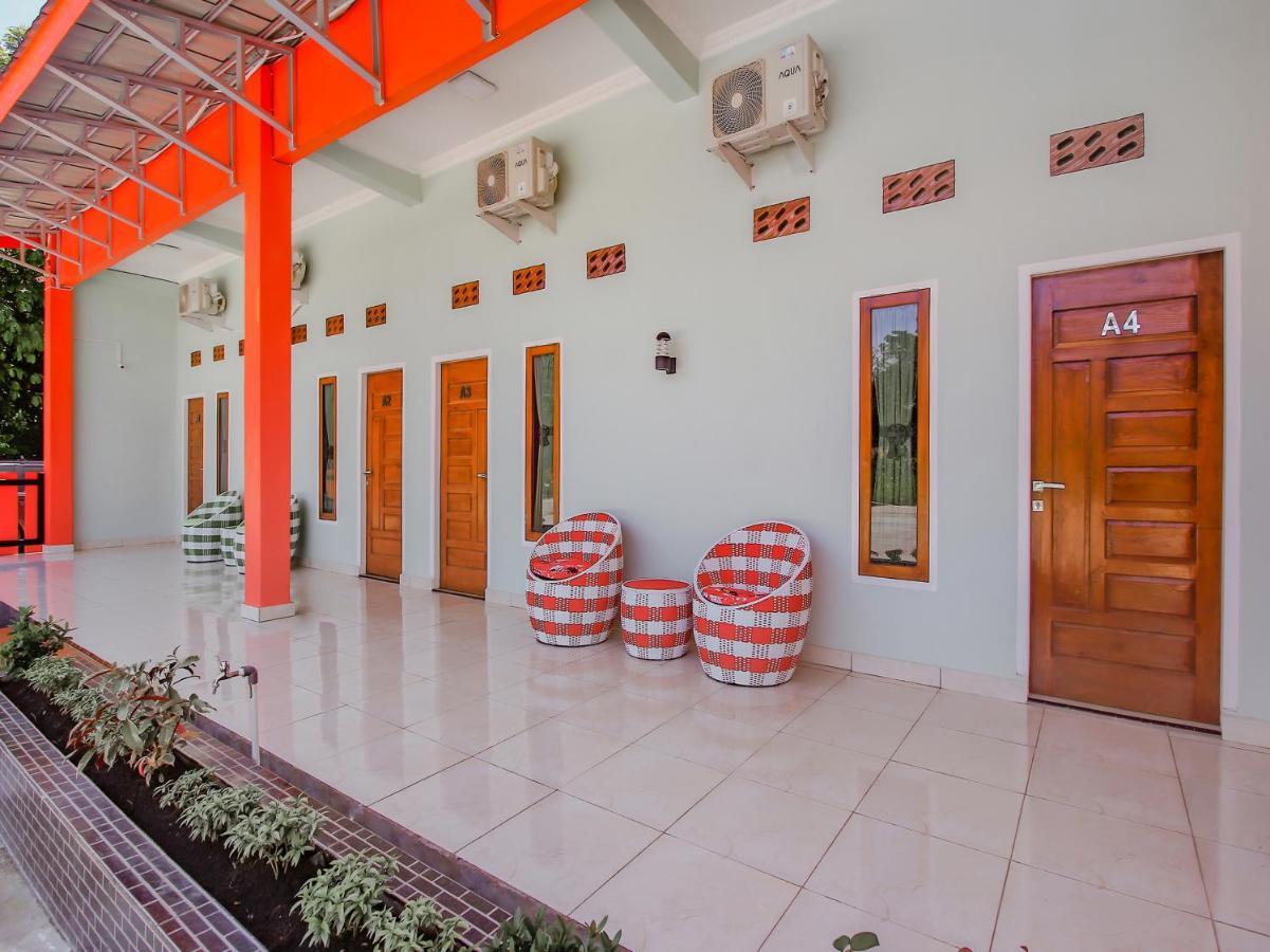 Perabumulih Oyo 90063 Silver Homestay Syariah מראה חיצוני תמונה
